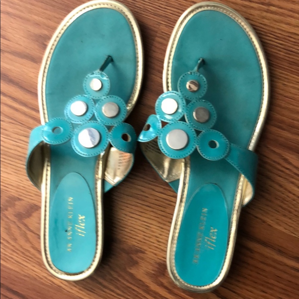 Anne Klein thing sandals